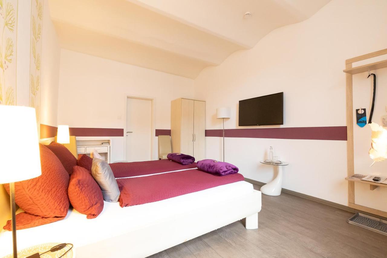 Hotel Dah-inn